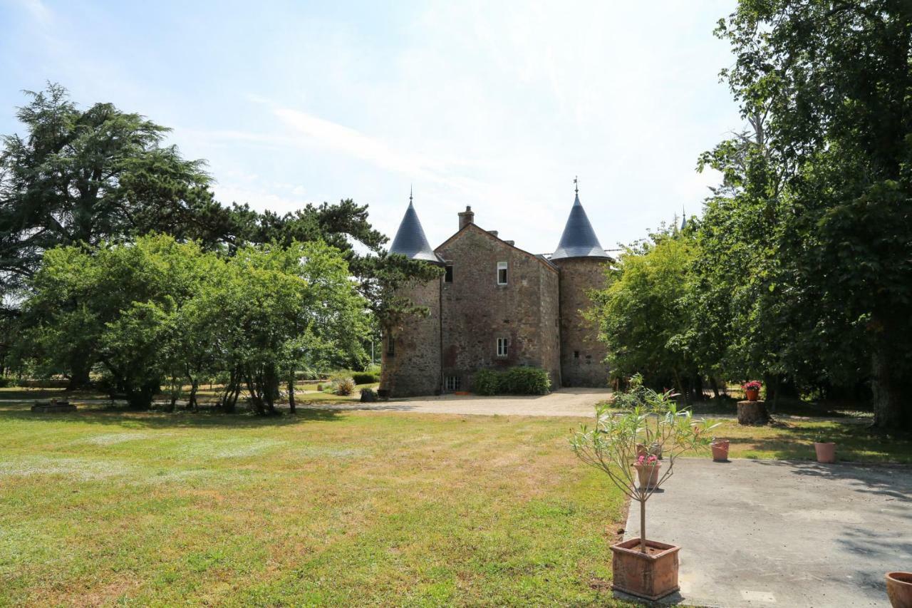 Chateau De La Frogerie Maulevrier Exterior photo