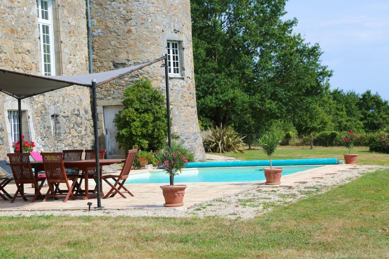Chateau De La Frogerie Maulevrier Exterior photo