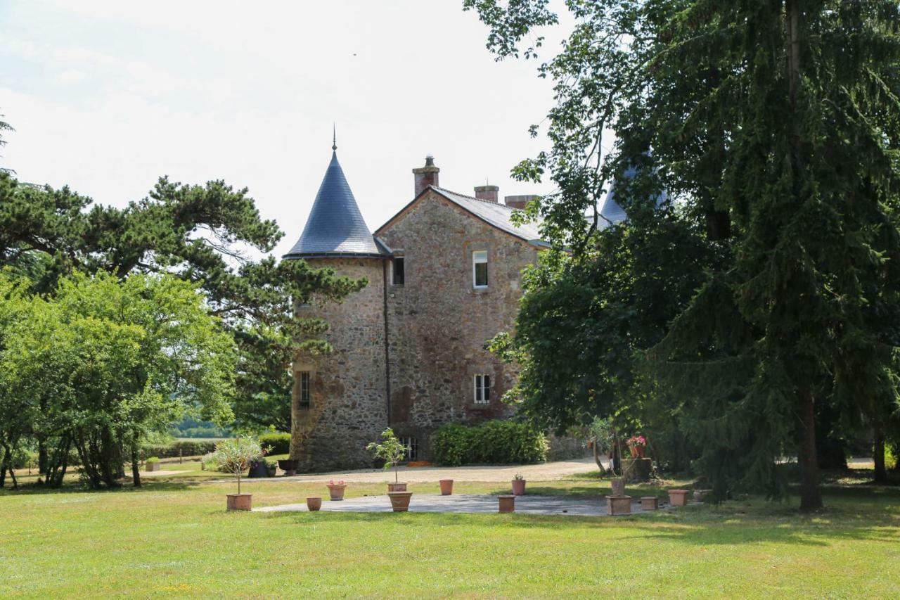 Chateau De La Frogerie Maulevrier Exterior photo