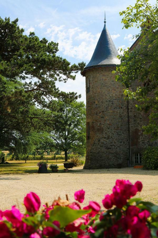 Chateau De La Frogerie Maulevrier Exterior photo